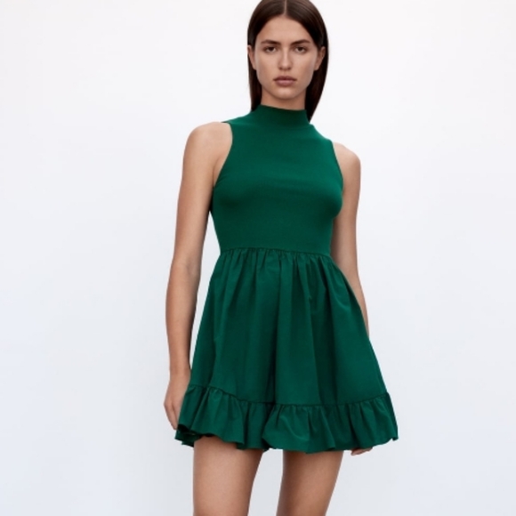 ZARA VOLUMINOUS DRESS IN DARK GREEN - Picture 1 of 5